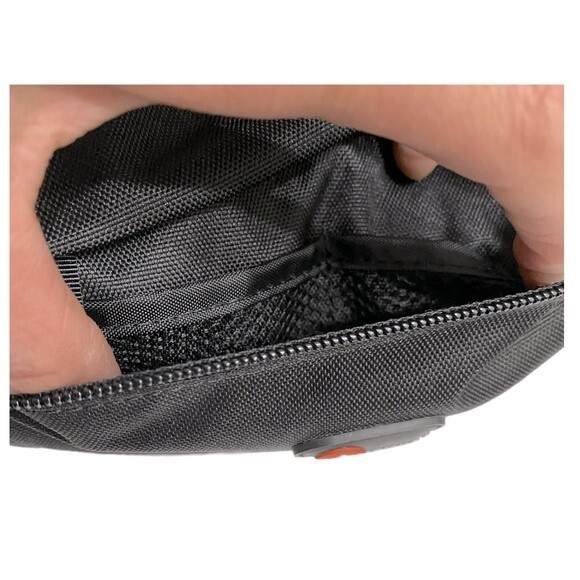 Lowepro Format 160 Camera Bag, Black - Picture 8 of 13